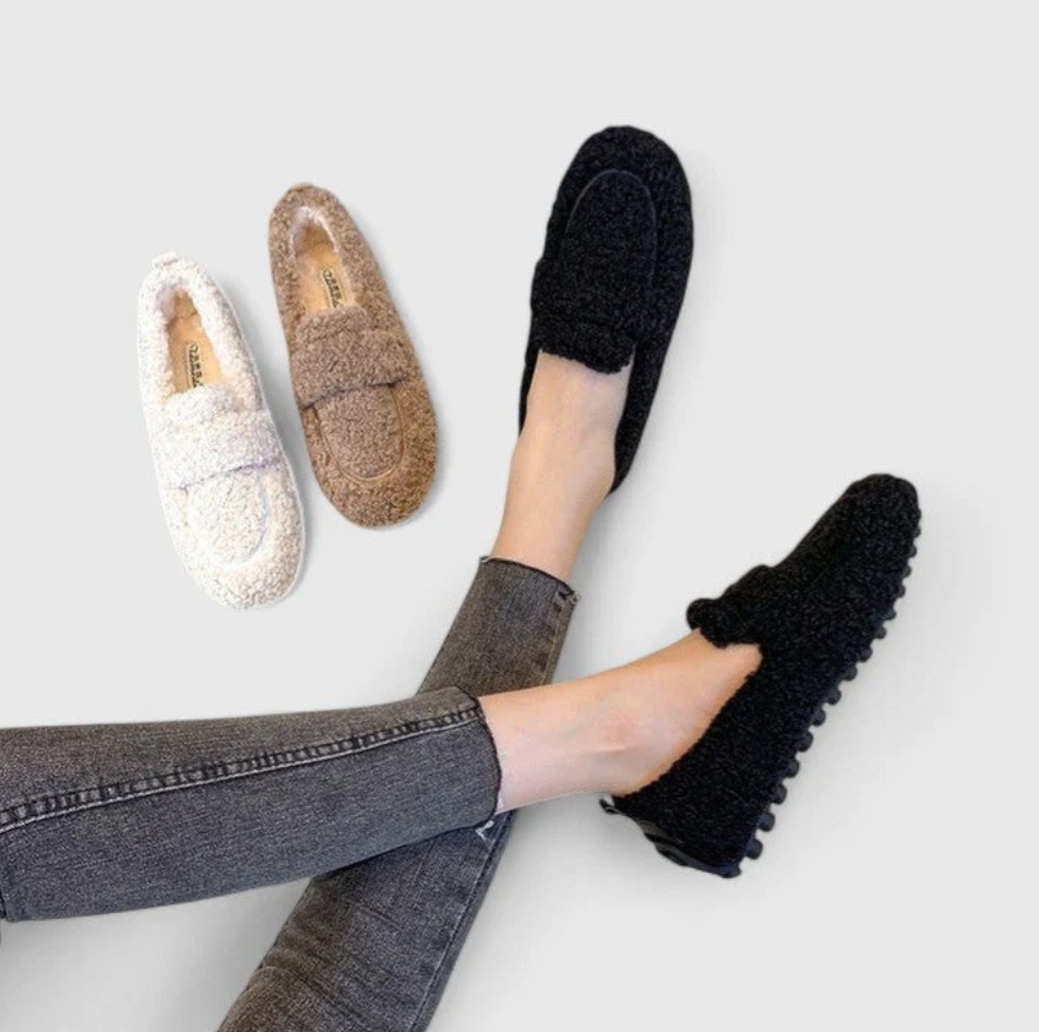 Solenne | Warm loafers with an elegant design