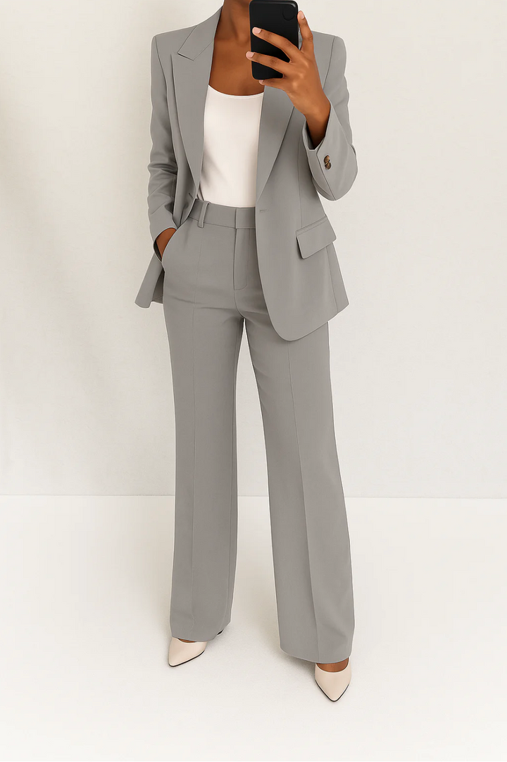 Camille | Timeless two-piece suit