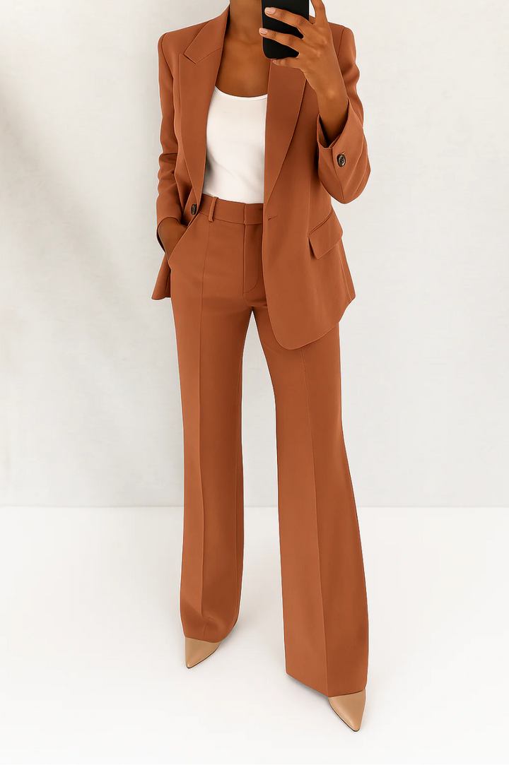 Camille | Timeless two-piece suit